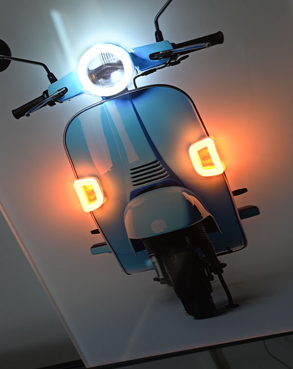 2-meon-vespa-kami